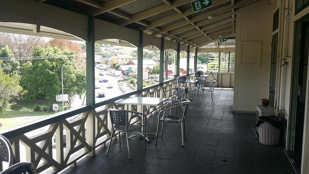 Maleny Hotel Exterior photo