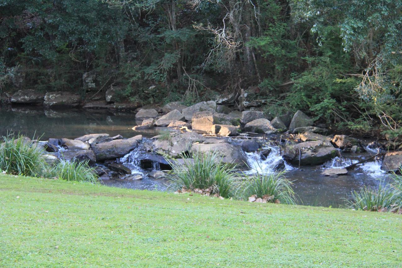 Maleny Hotel Exterior photo