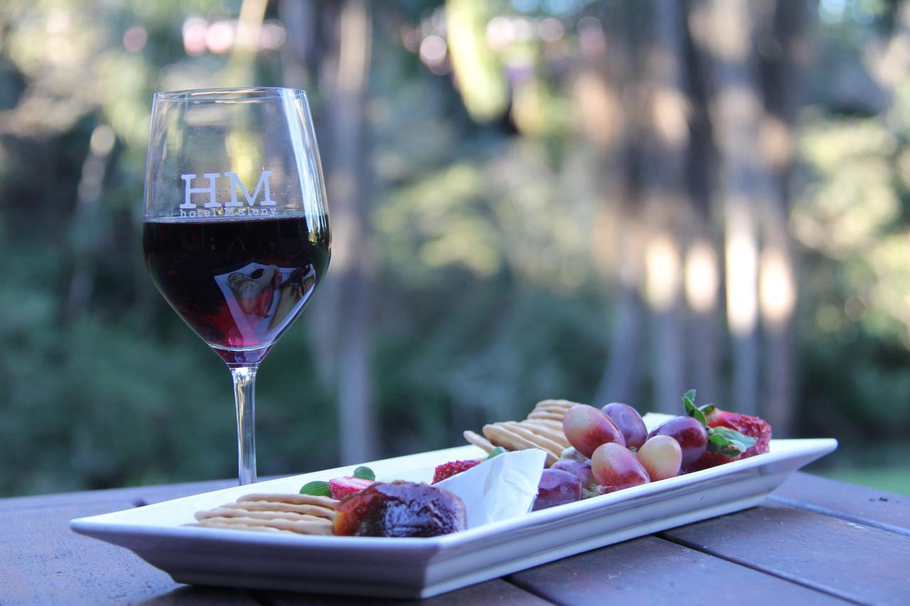 Maleny Hotel Exterior photo